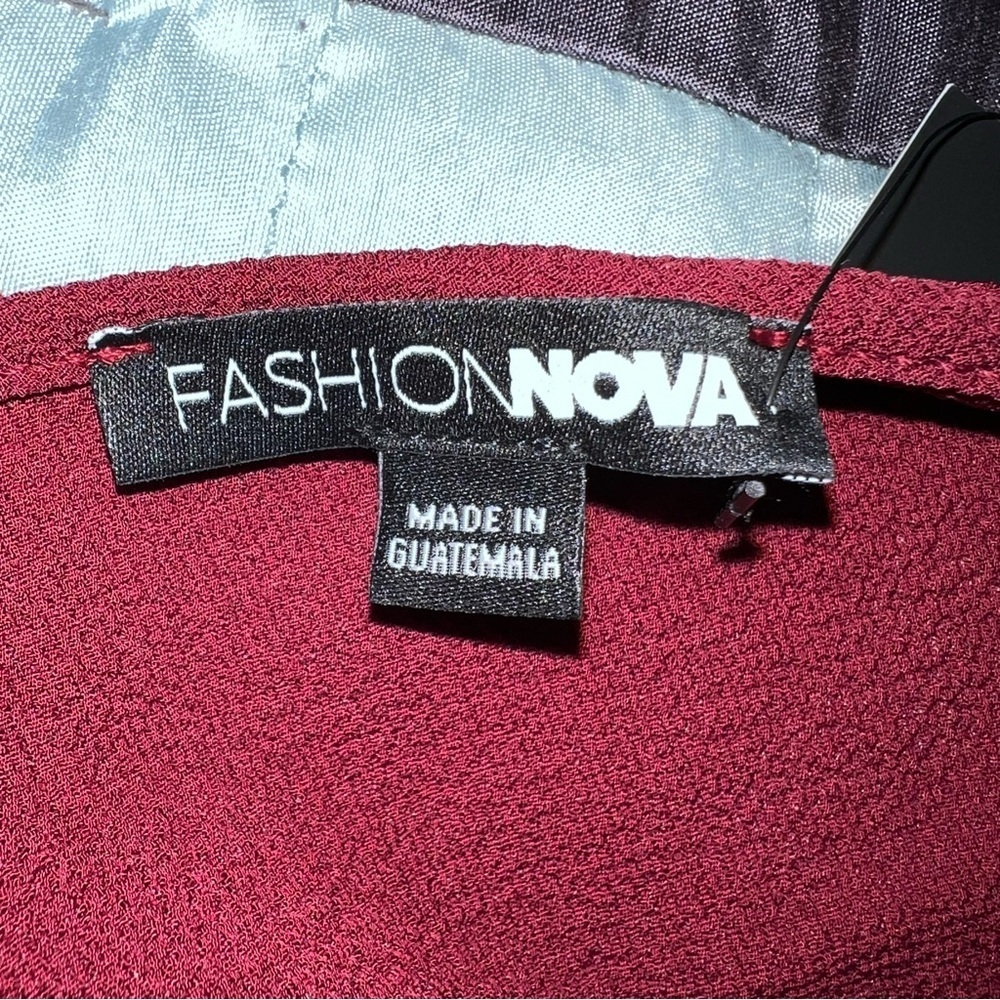 Fashion Nova- “Little White Lies” Wrap Blouse (Sz S) New - Picture 8 of 10